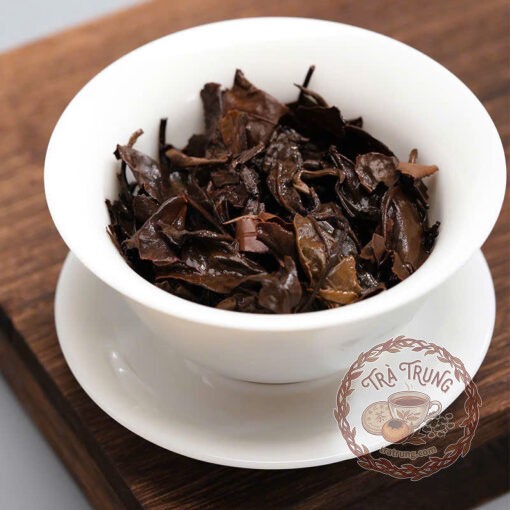 Thưởng thức bánh bạch trà cống mi trong không gian tĩnh lặng