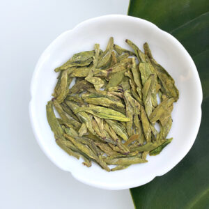 Alternative view of Trà Long Tỉnh Minh Tiền (First Flush Ming Qian Longjing) Thượng Hạng - Hộp 70g