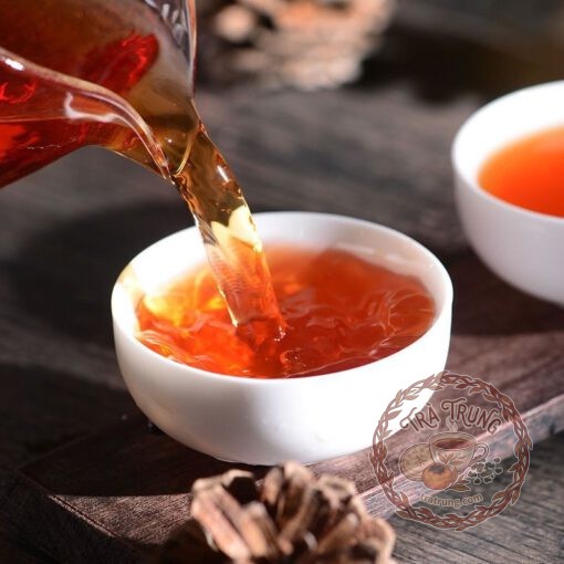 Thưởng thức nhâm nhi nham trà đại hồng bào tại nhà